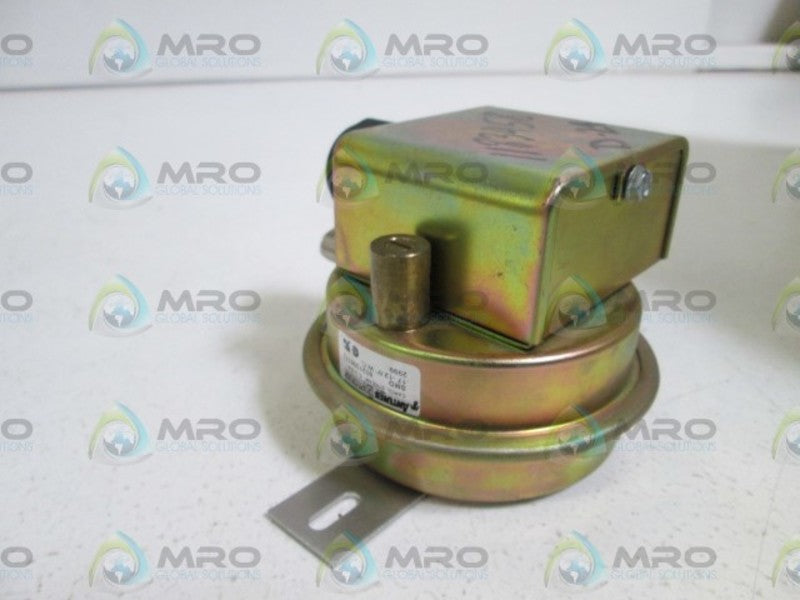 ANTUNES CONTROLS PRESSURE SWITCH  8021506175  UNMP