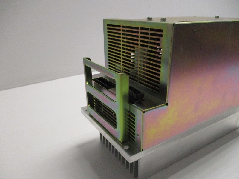 YASKAWA SERVOPARK SGDR-SDB350A01BY22 DRIVE  UNMP
