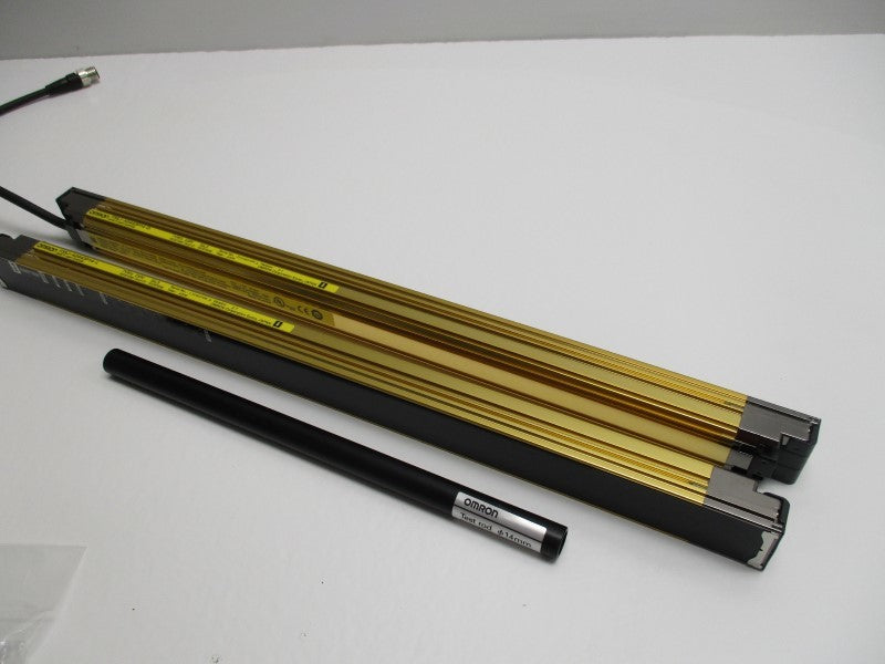OMRON F3SJ-A0443P14 SAFETY LIGHT CURTAIN  NSMP