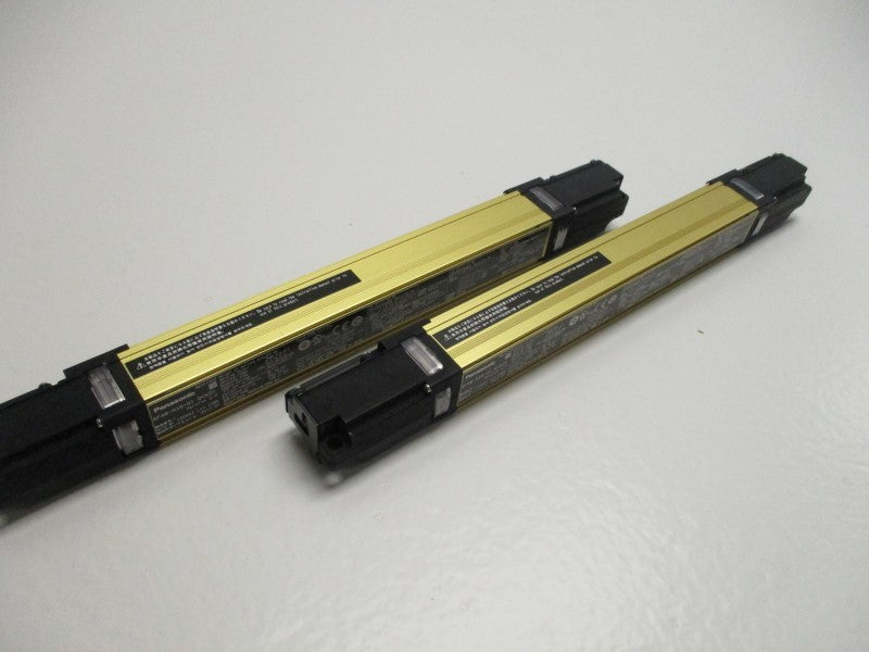 PANASONIC SF4B-H16-01<V2> LIHGT CURTAIN SENSOR  NSMP