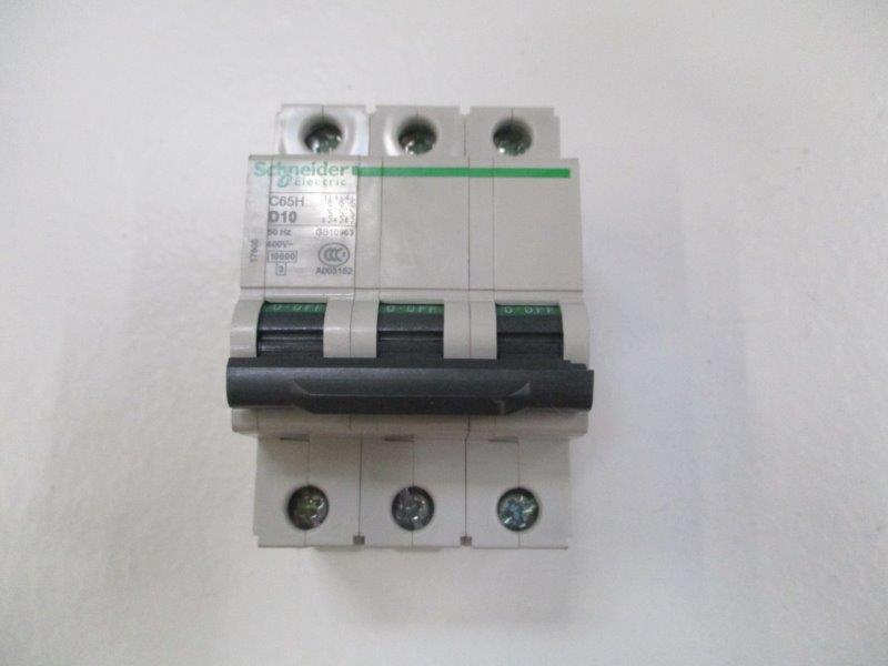 SCHNEIDER C65H-D10 CIRCUIT BREAKER 10A 400V  NSNP