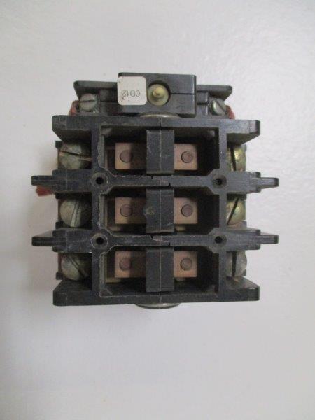 TELEMECANIQUE 2200EB230JA 24-28VDC  UNMP
