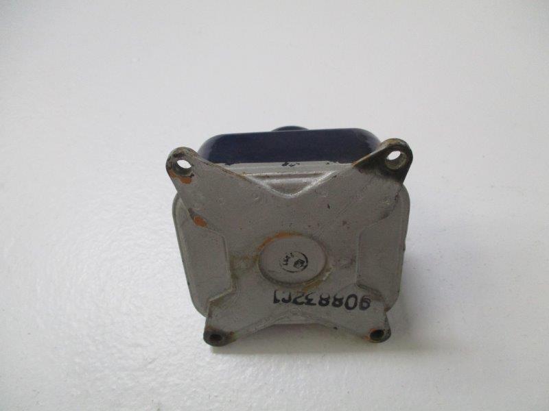 CUTLER HAMMER 6042H144 SEALED RELAY 28VDC 25A  UNMP