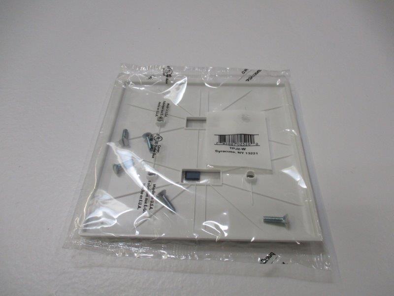 PASS & SEYMOUR TPJ2-W  NSMP