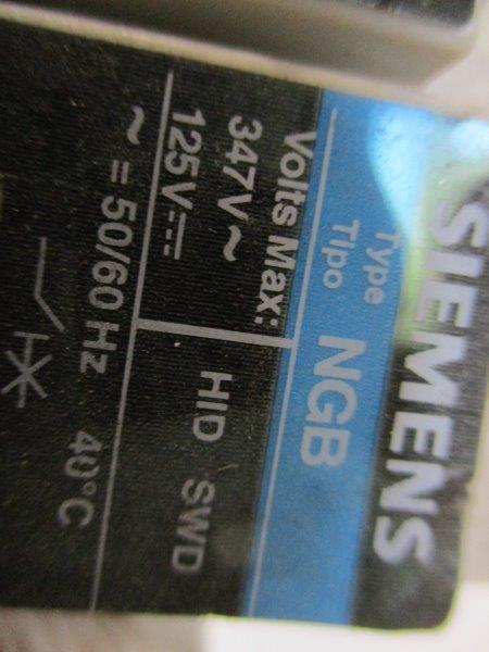 SIEMENS NGB1B025 CIRCUIT BREAKER 15A 347V (AS PICTURED)  UNMP