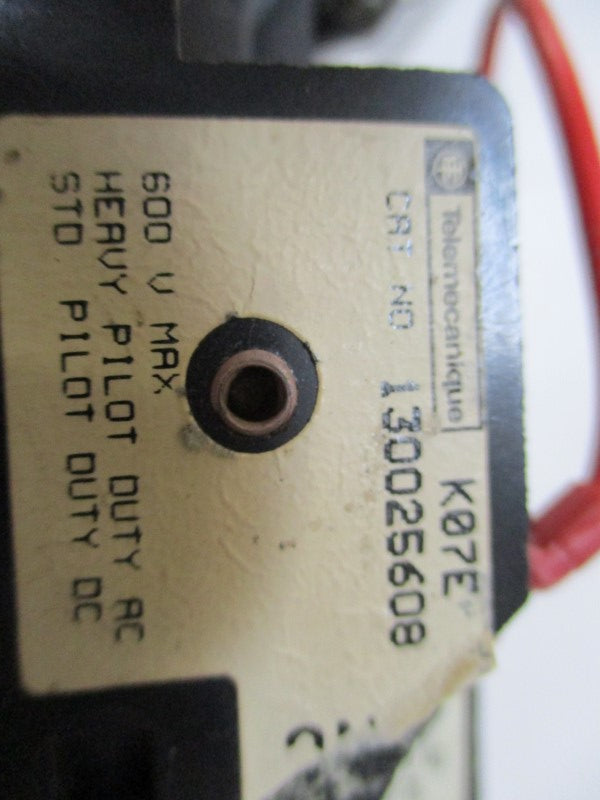 TELEMECANIQUE 130025608 24-28VDC (AS PICTURED)  UNMP