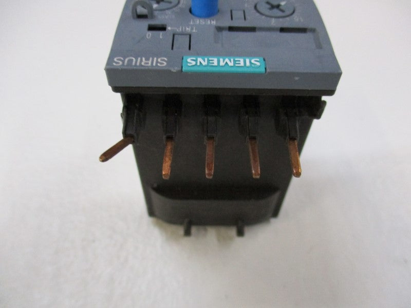 SIEMENS 3RB3113-4PB0 1-4A (AS PICTURED)  UNMP