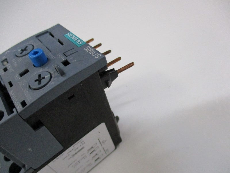 SIEMENS 3RB3113-4PB0 1-4A (AS PICTURED)  UNMP