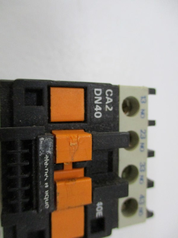TELEMECANIQUE CA2-DN40M6  UNMP