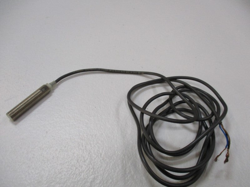 OMRON E2E2-X2C1   UNMP