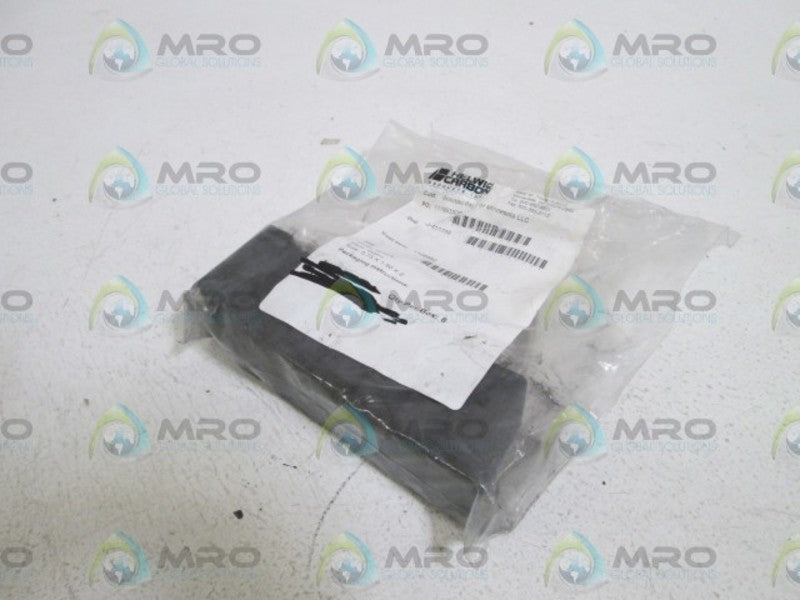 LOT OF 8 HELWIG CARBON BRUSH 1106882 NSNP IN BAG