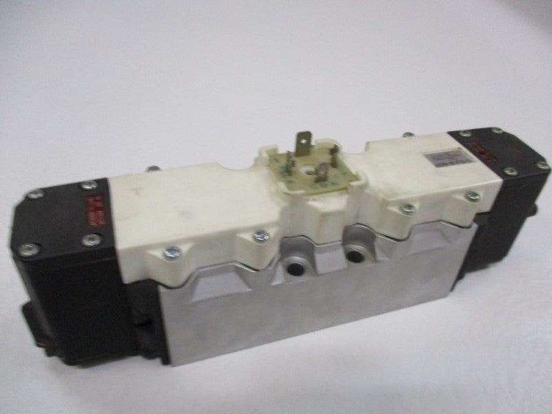 TOYOOKI AD5-8-FG-D-1-N (AS PICTURED)  UNMP