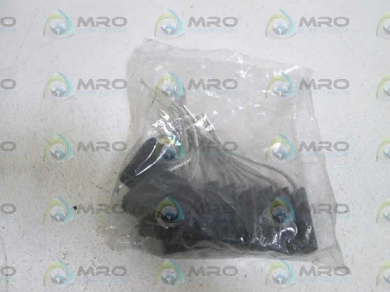 LOT OF 10 HELWIG CARBON BRUSH 1106943 NSNP IN BAG