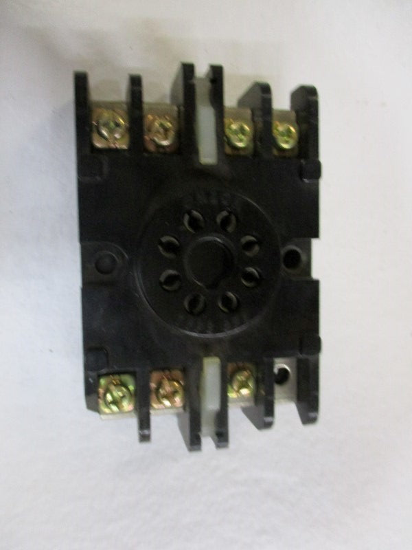 OMRON 8PF (AS PICTURED)  UNMP