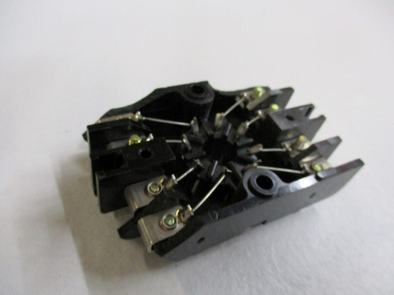 OMRON 8PF (AS PICTURED)  UNMP