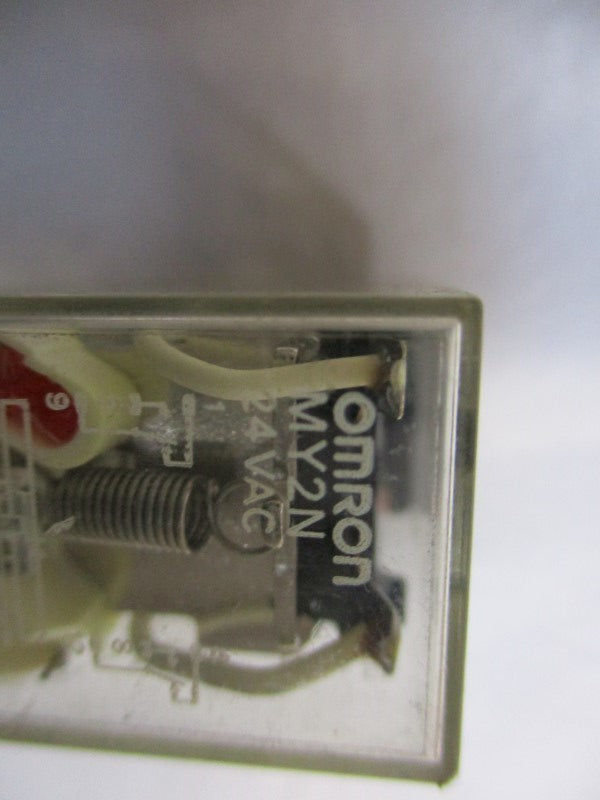 OMRON MY2N RELAY 24VAC  UNMP