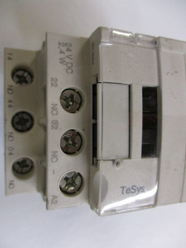 SCHNEIDER CAD32BL (MISSING ACCESSORIES)   NSNP