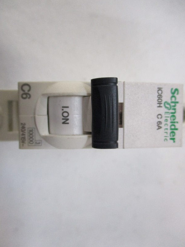 SCHNEIDER A9F54106 CIRCUIT BREAKER 6A 240/415V  NSNP