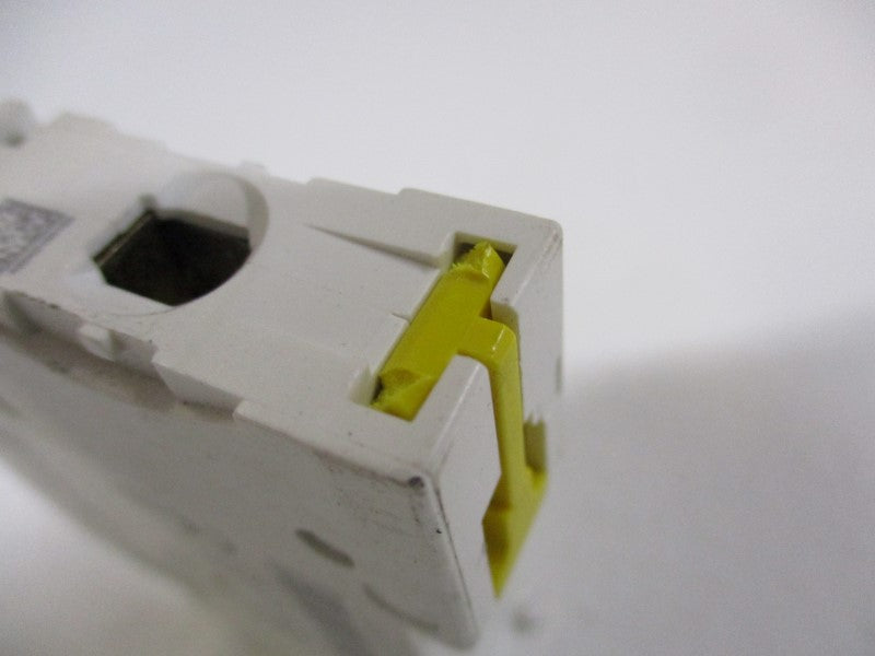 SCHNEIDER A9F44104 CIRCUIT BREAKER 4A 240/415V (AS PICTURED)  NSNP