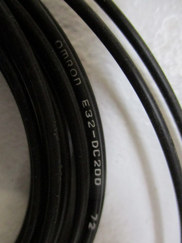 OMRON E32-DC200  UNMP