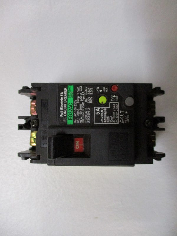 FUJI ELECTRIC EG32AC EB2AEAC-005B CIRCUIT BREAKER 5A 200VAC  UNMP