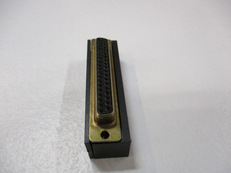 AMPHENOL 17DC37SC  UNMP