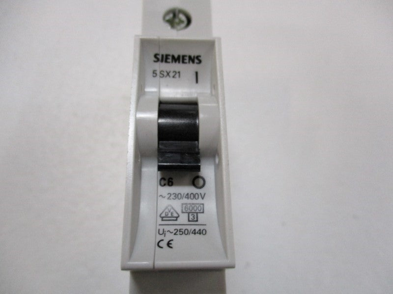 SIEMENS 5SX2-106-7 CIRCUIT BREAKER 6A 230/400V NSMP
