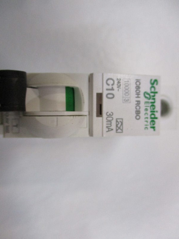 SCHNEIDER A9D11810 NSMP