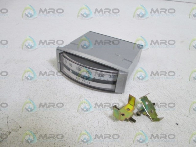GENERAL ELECTRIC 0-300 ACVOLTMETER 180031RXRX  NSNP