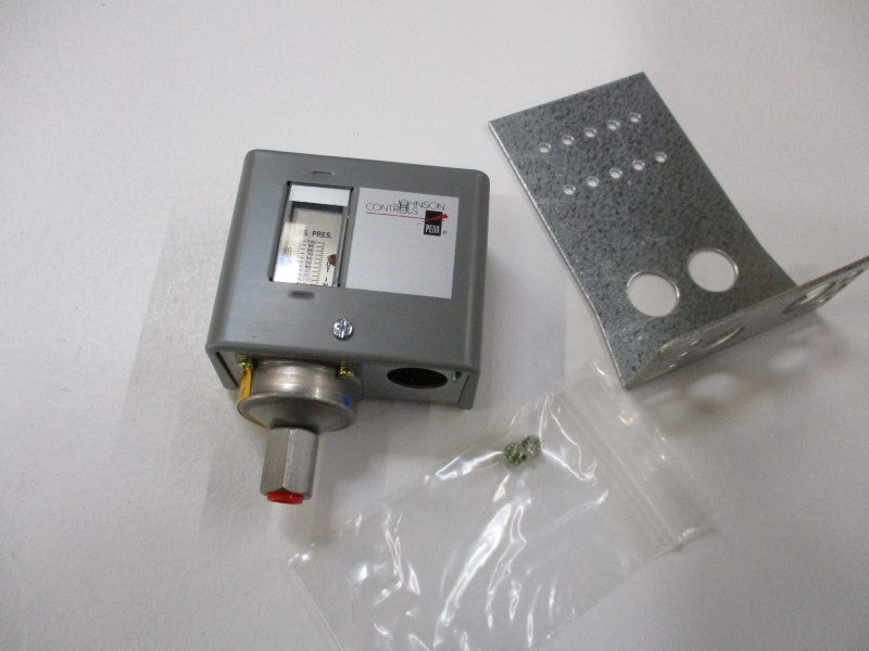 JOHNSON CONTROLS P70AA-5C NSMP