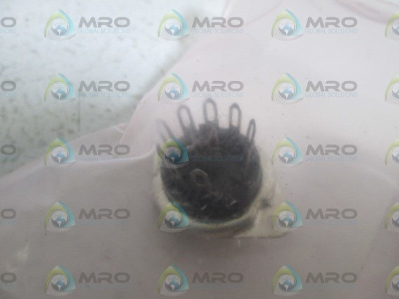 RELIANCE ELECTRIC TUBE SOCKET 402651-A NSMP