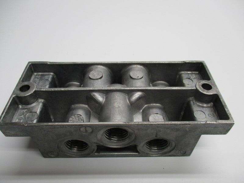 MANIFOLD BASE 24345A1 UNMP
