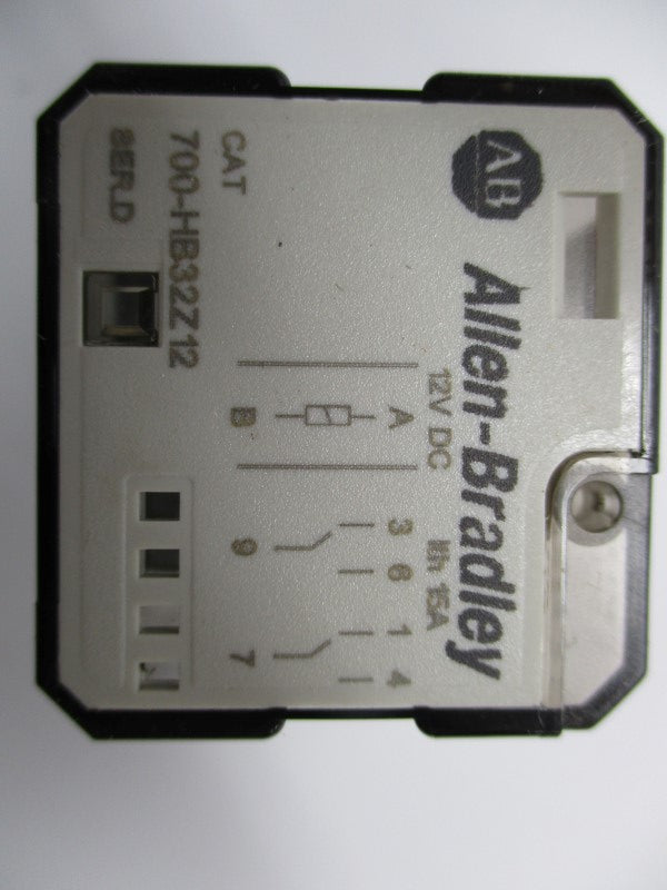 ALLEN BRADLEY 700-HB32Z12 SER. D 12VDC 15A NSNP