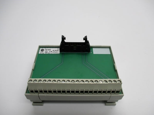 ALLEN BRADLEY 1492-IFM20F SER. B 0-265VAC NSNP