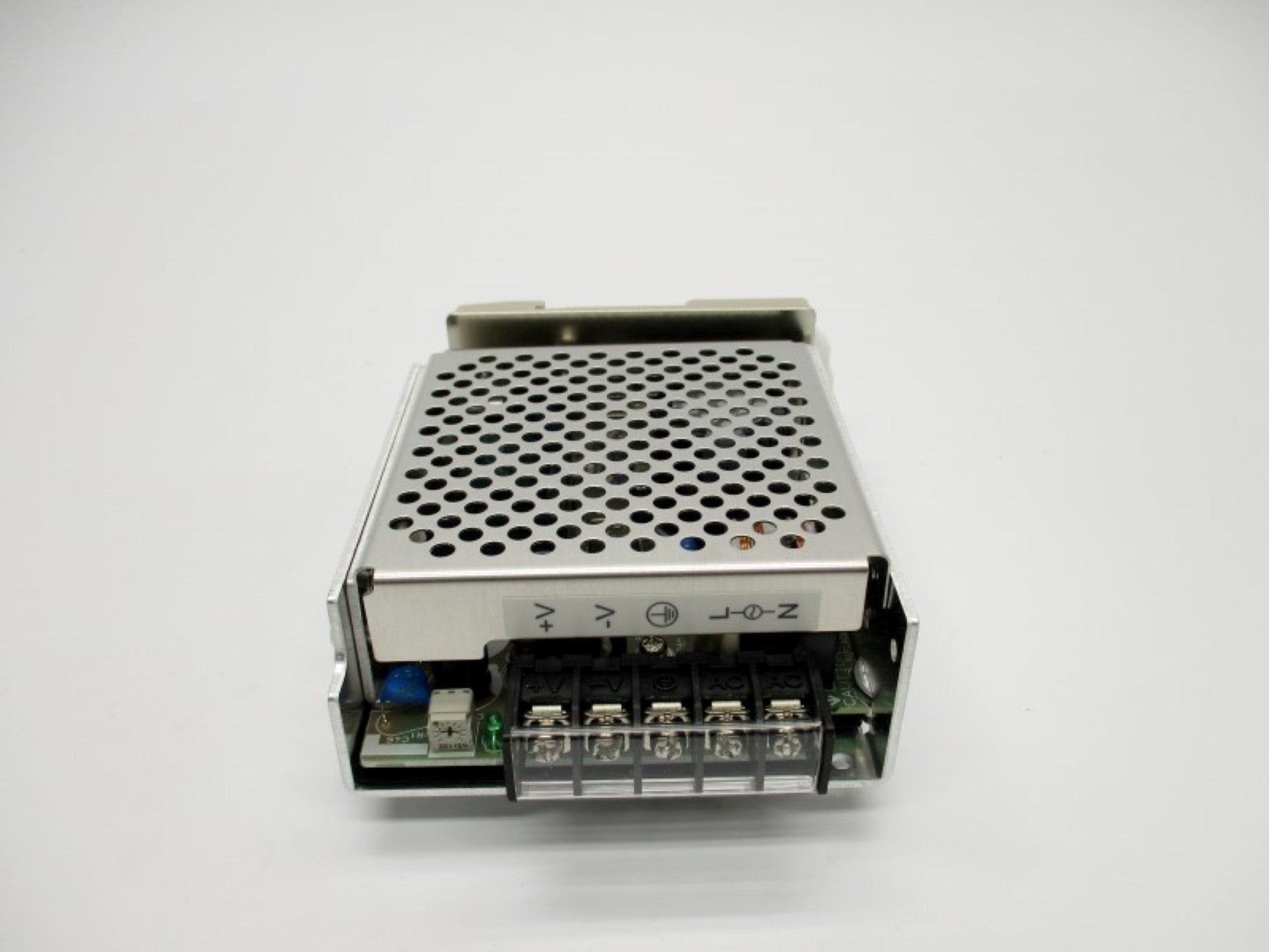 OMRON S8JX-G05024CD 100-240VAC 1.4A NSMP