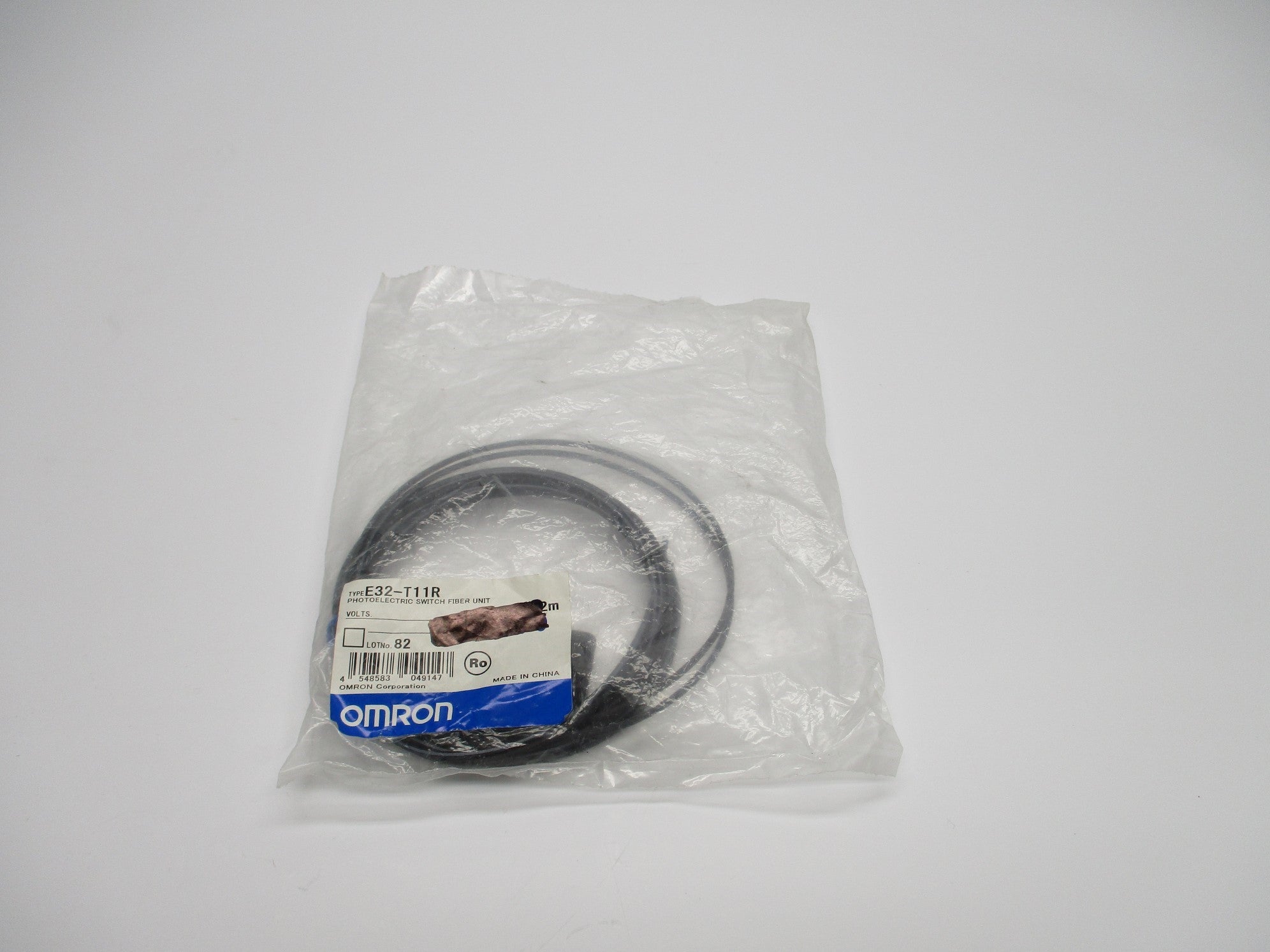OMRON E32-T11R 2M NSMP