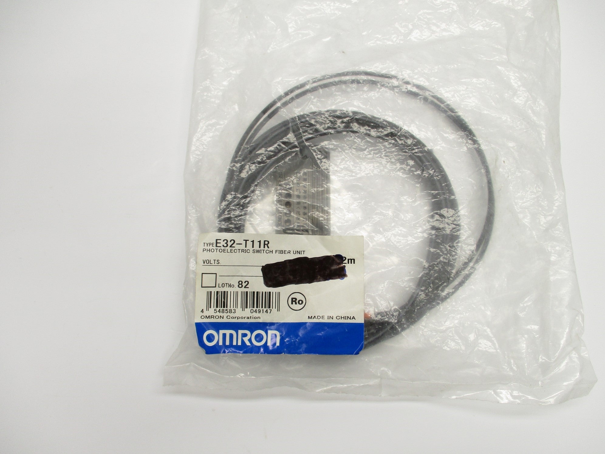 OMRON E32-T11R 2M NSMP