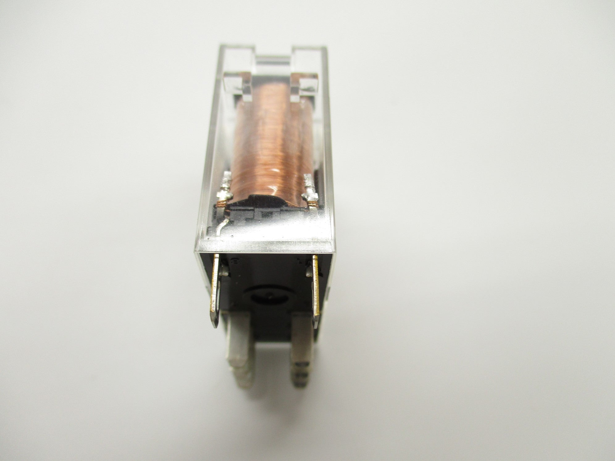 INDUSTRIAL SPARE PART 700-HK32Z24 SER. A 24VDC 5A (WH) NSMP