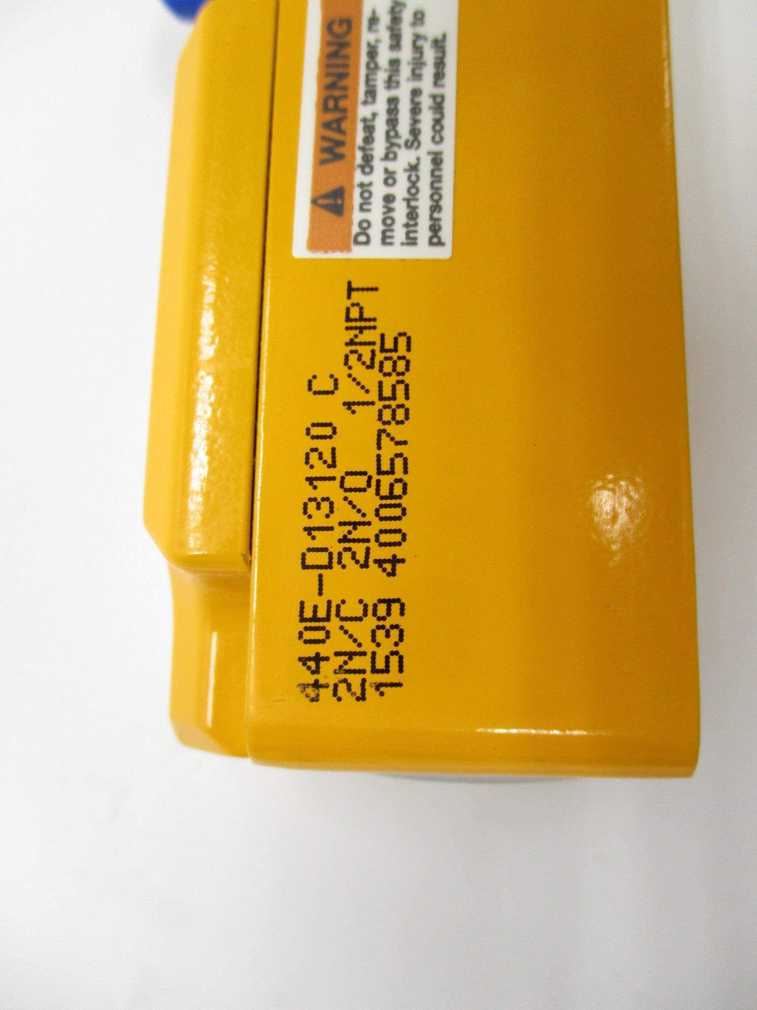 INDUSTRIAL SPARE PART 440E-D13120 SER. C 240V 10A (WH) NSMP