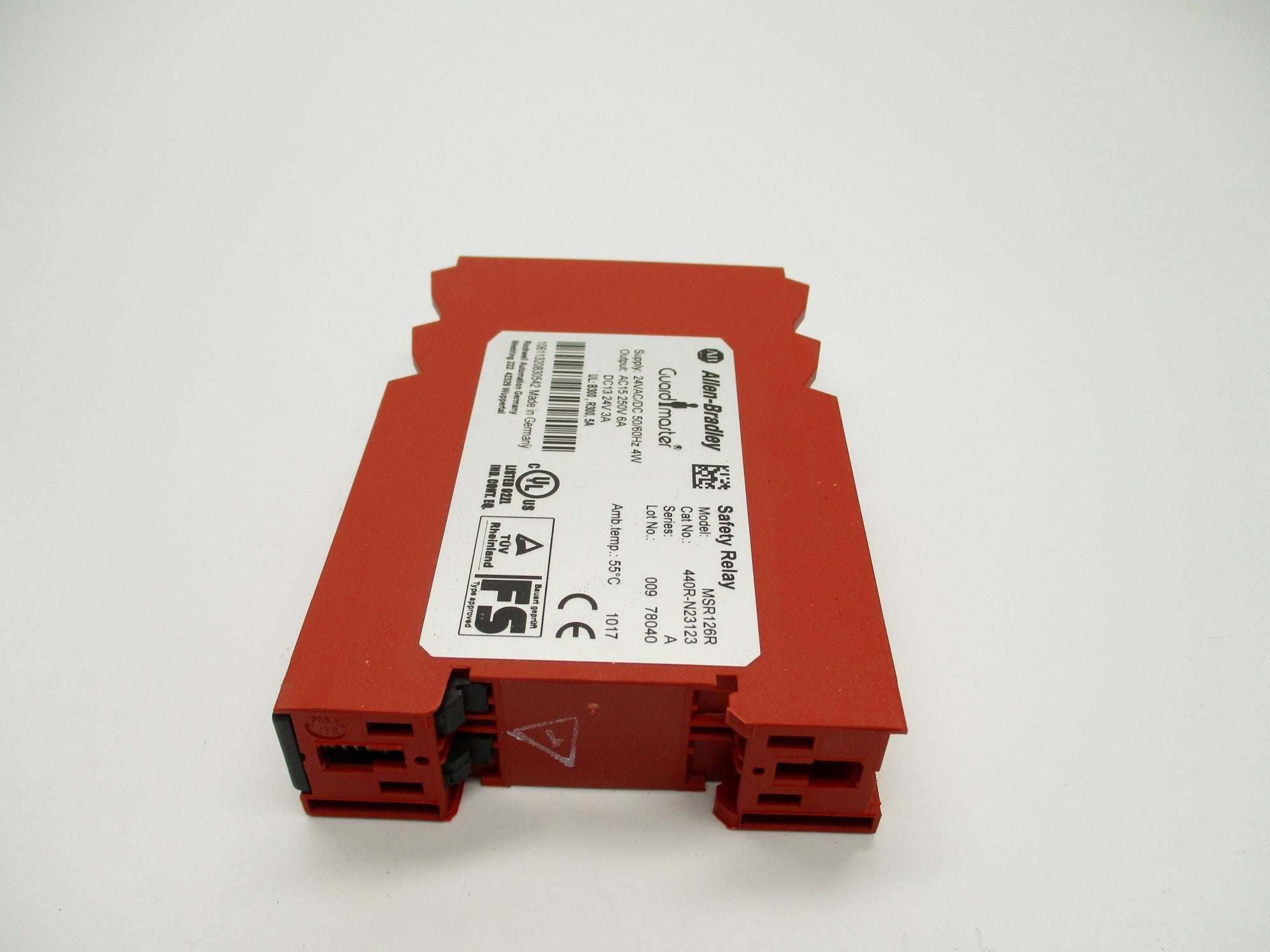 ALLEN BRADLEY 440R-N23123 SER. A 24VAC/DC 3A (WH) NSMP