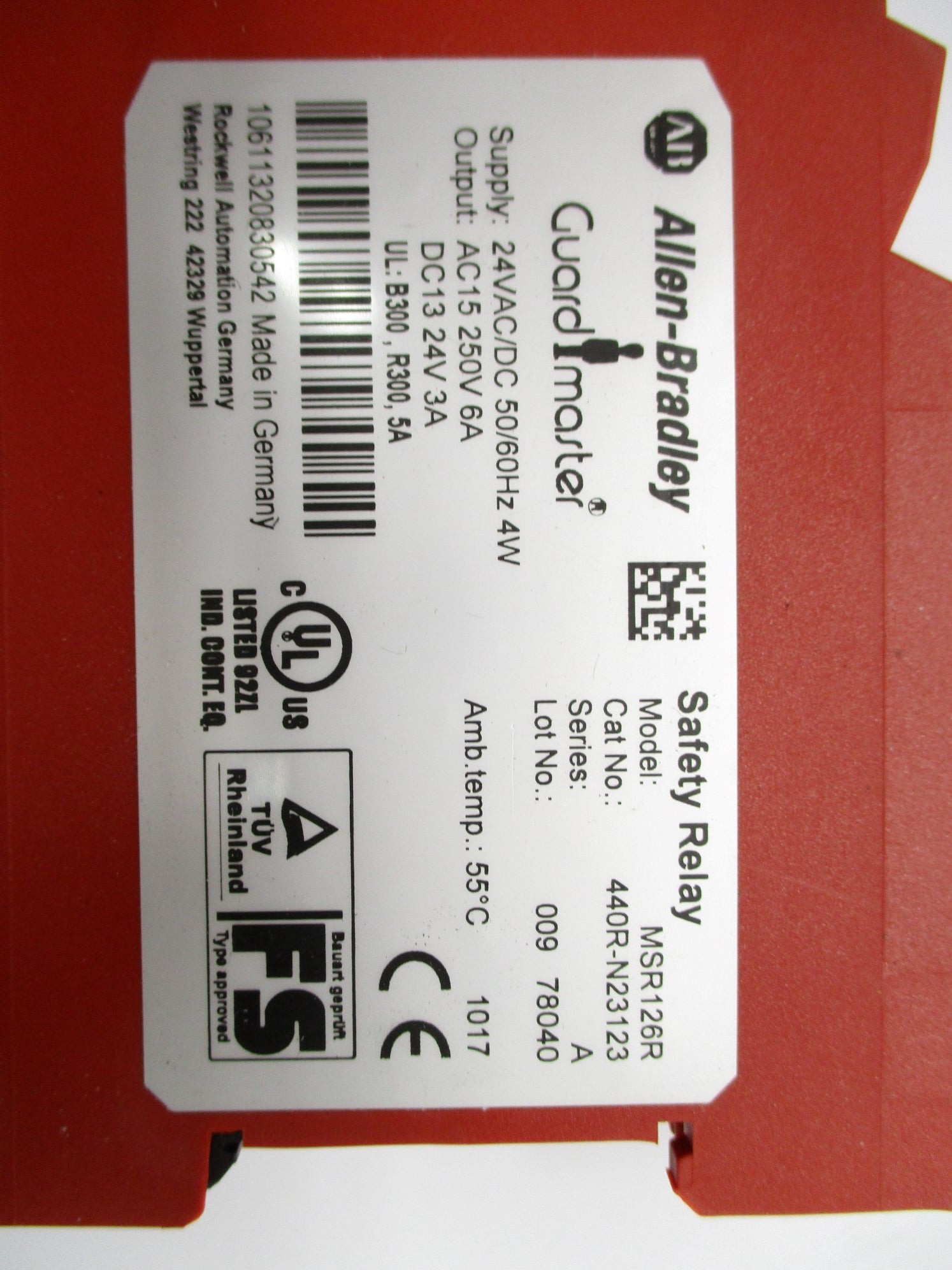 ALLEN BRADLEY 440R-N23123 SER. A 24VAC/DC 3A (WH) NSMP