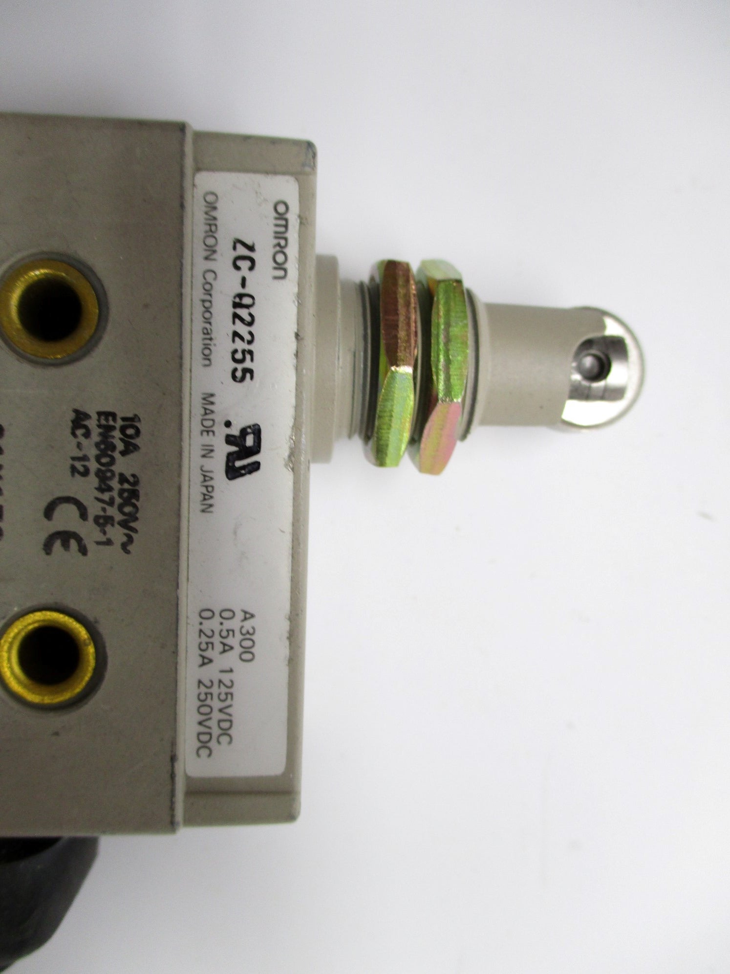 OMRON ZC-Q2255 250VAC 10A NSNP