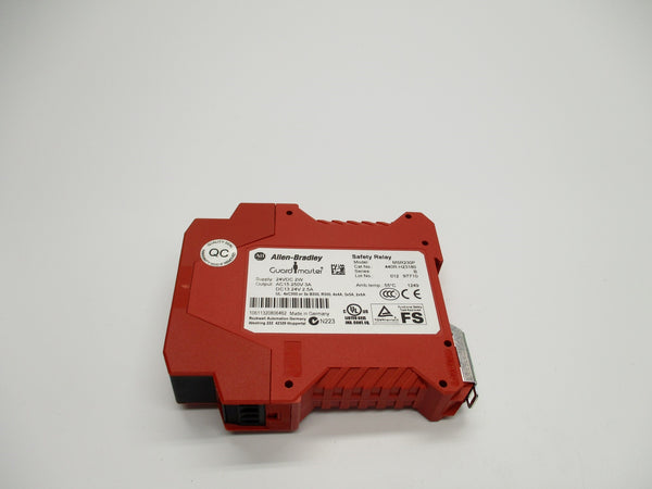 ALLEN BRADLEY 440R-H23180 SER. B 24VDC 2.5A (WH) NSMP