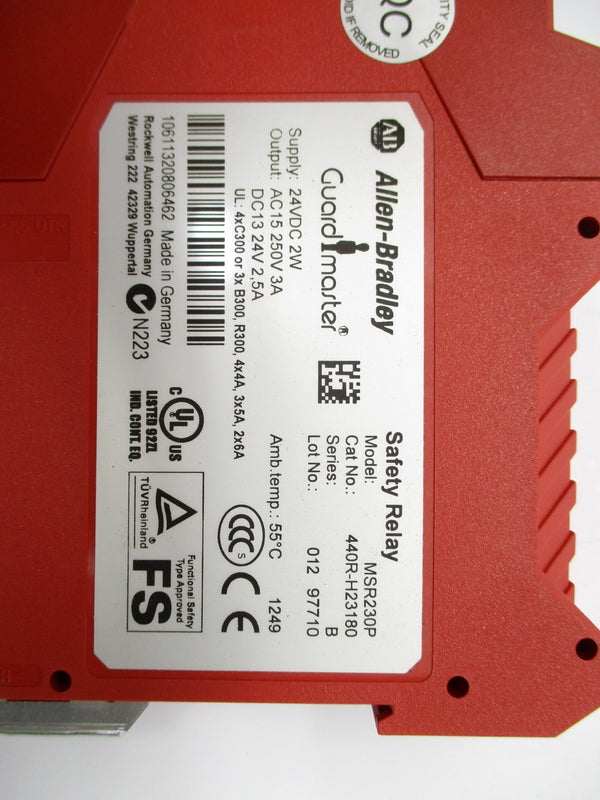 ALLEN BRADLEY 440R-H23180 SER. B 24VDC 2.5A (WH) NSMP