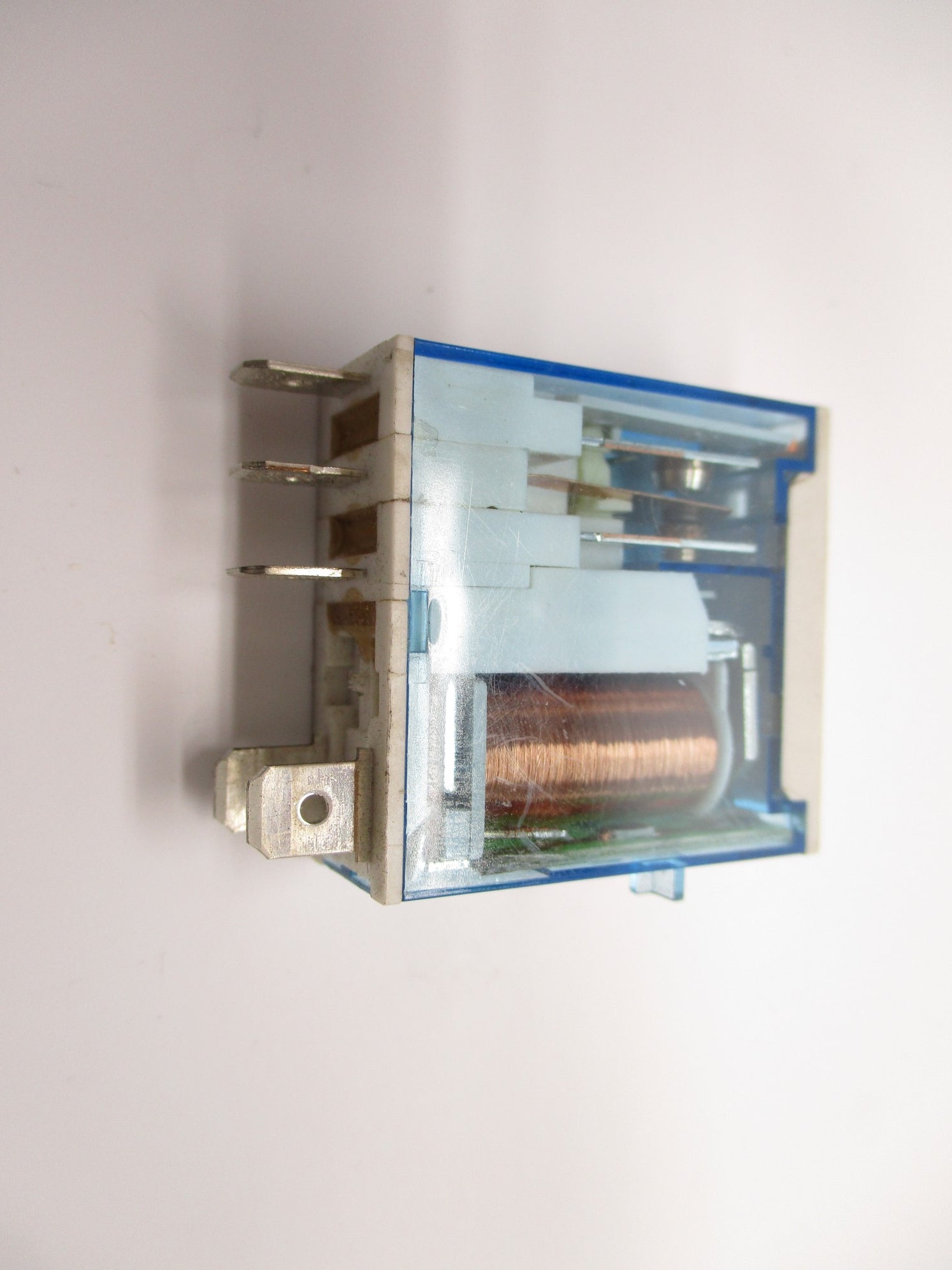 INDUSTRIAL SPARE PART 700-HK36Z24-4 SER. B 24VDC 16A (WH) NSMP