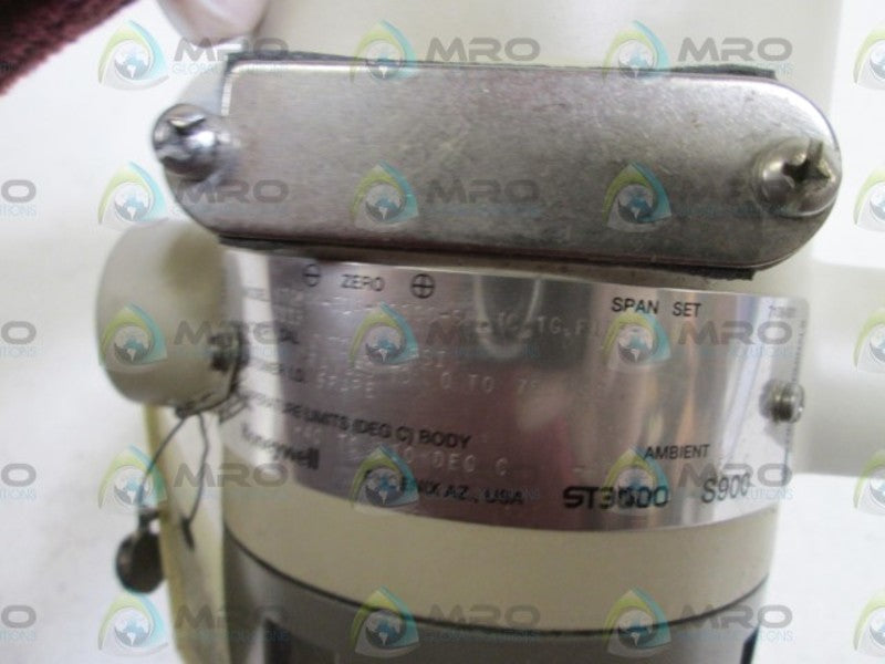 HONEYWELL TRANSMITTER STG044-E1A-00000-SM.TC.TG.FD13-2113 UNMP