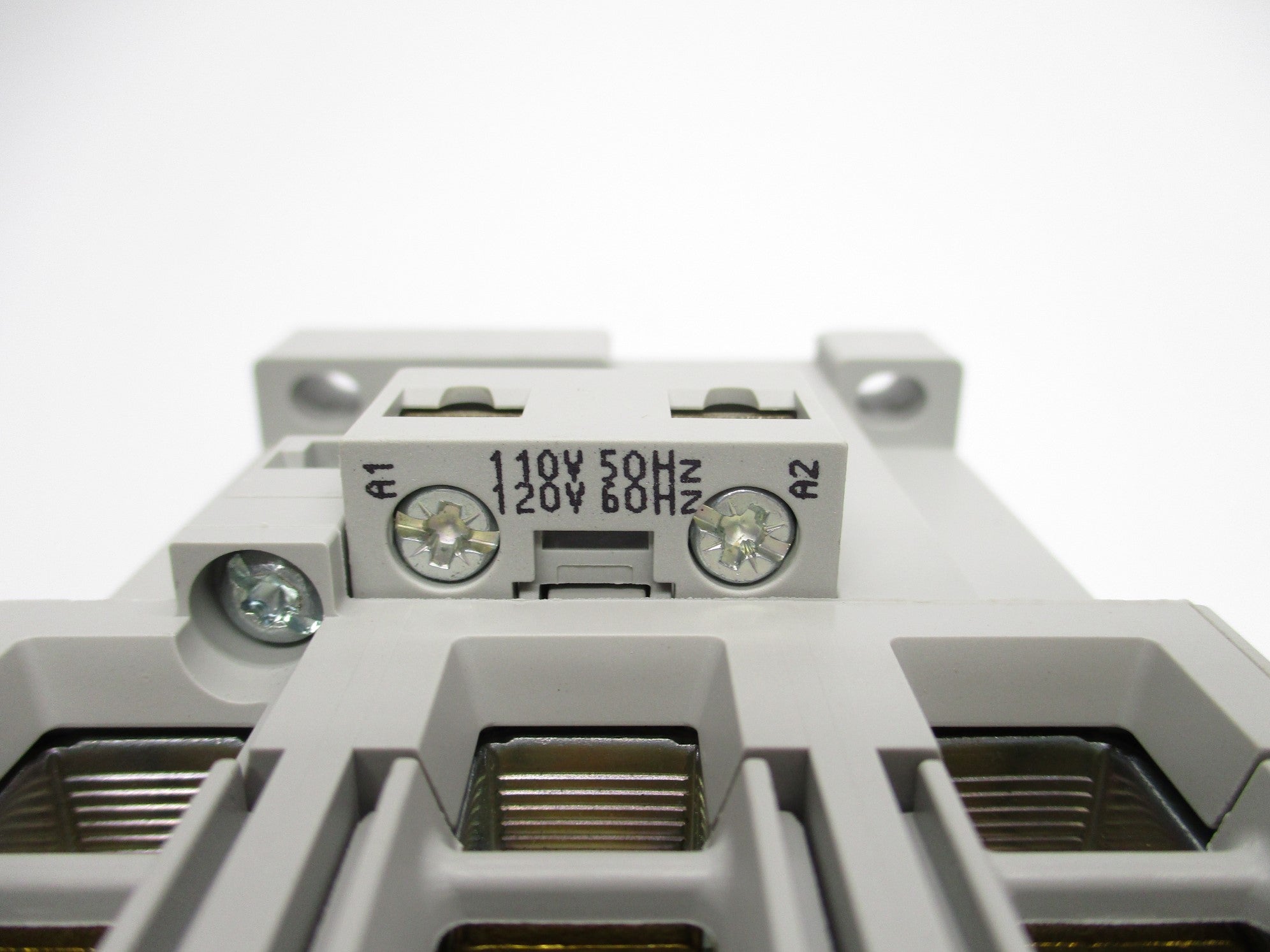 ALLEN BRADLEY 100S-C60D14C SER. B 110/120V (BR/WH) NSMP