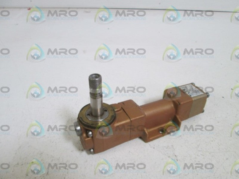 VERSA VALVE 4-WAY VALVE VSG-4332-G5R-U-A120 (MISSING COIL AS PIC) UNMP