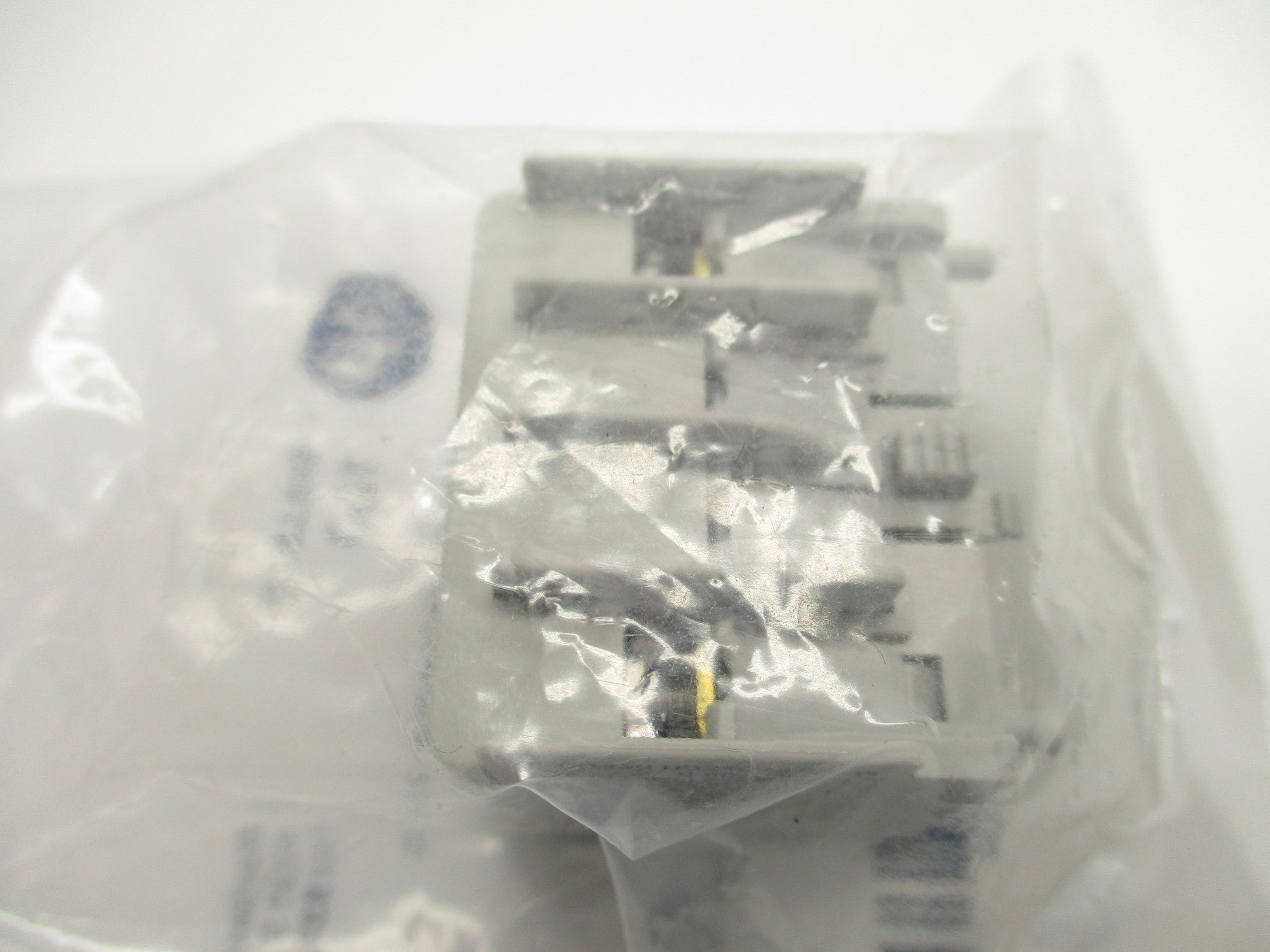 ALLEN BRADLEY 100-KFA20E SER. A (WH) NSMP