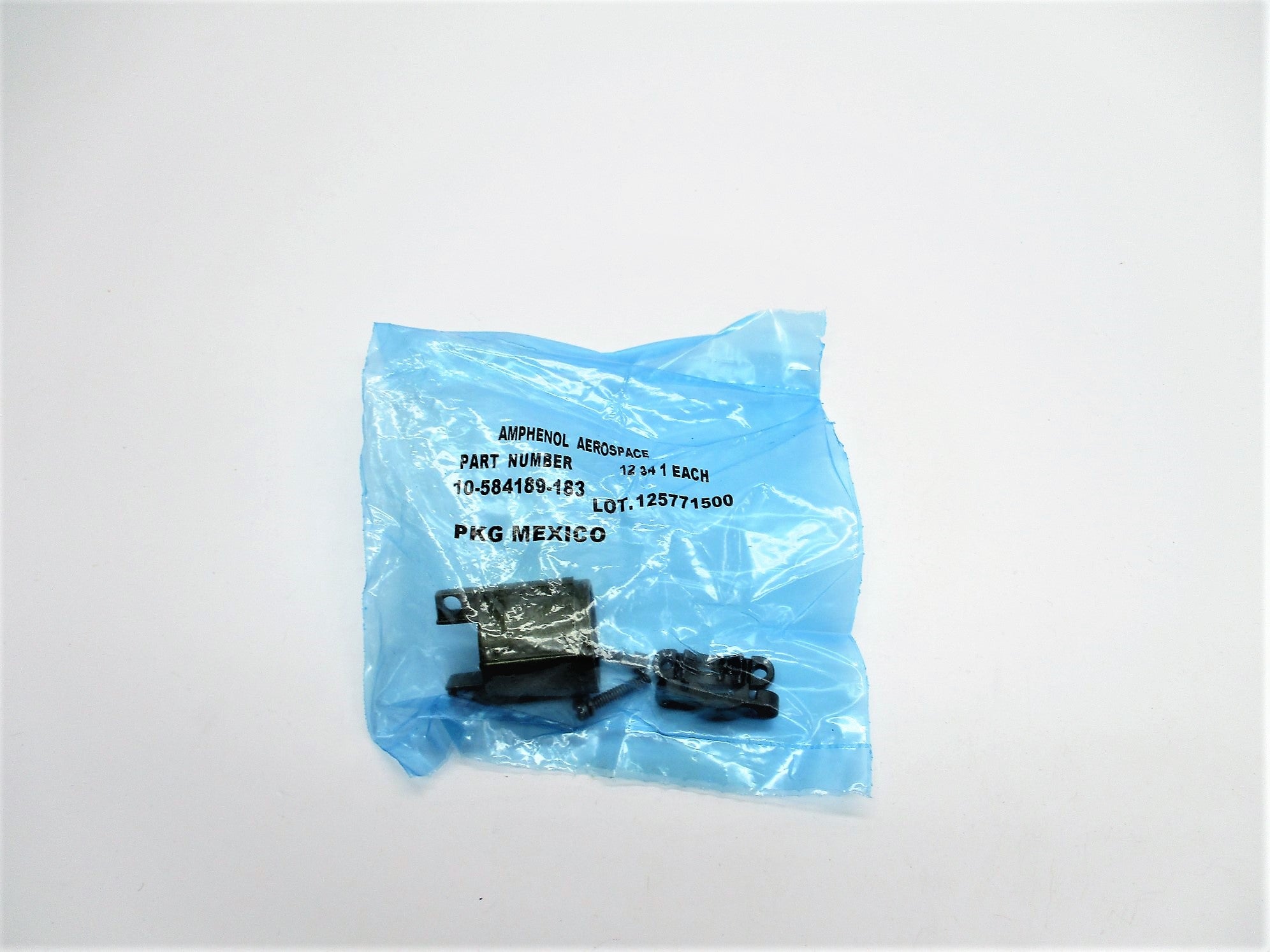 AMPHENOL 10-584189-183 NSMP